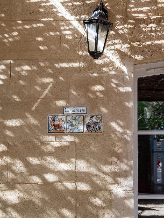De La Feniere Mas Medaille Apartment Arles